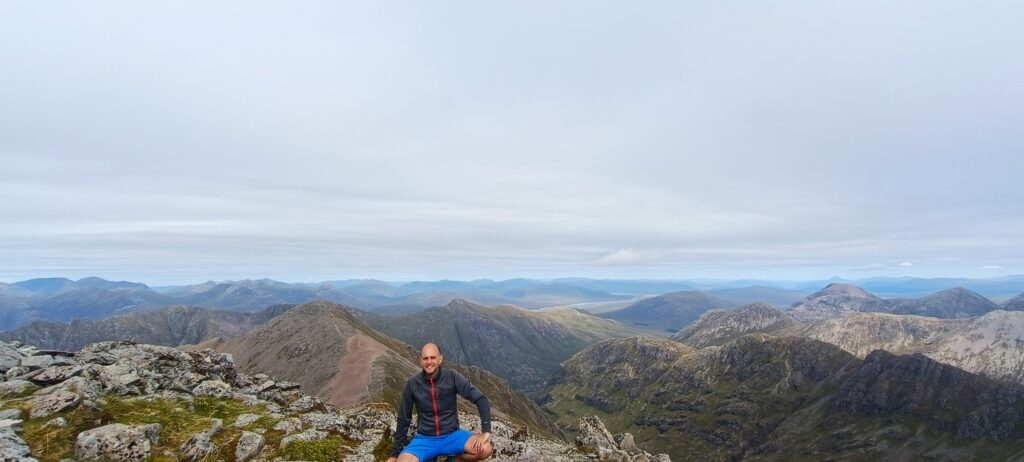 Una de las cimas de las Three Sisters Una de las cimas de las Three Sisters en Glencoe