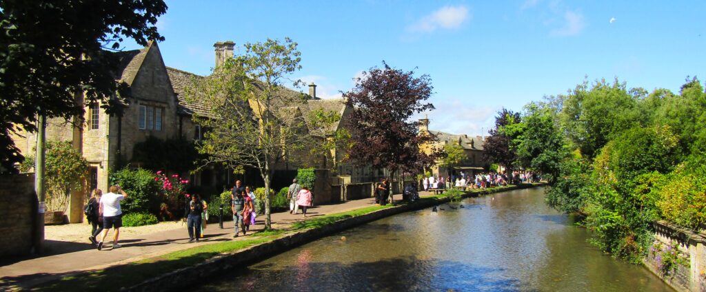 Bourton on the Water Bourton on the Water