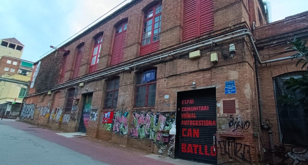 Uno de los edificios de Can Batlló