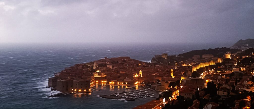 Vista de Dubrovnik desde Bosanka